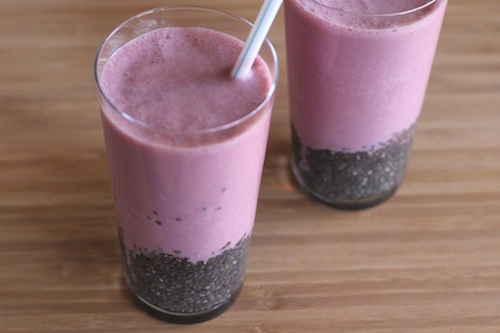 Strawberry Chia Smoothies