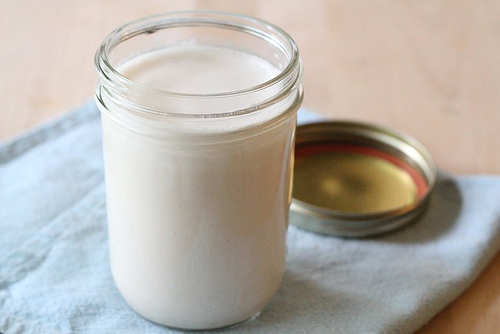 How to make almond milk