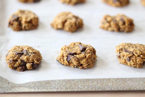 Vegan Pumpkin Oatmeal Cookies